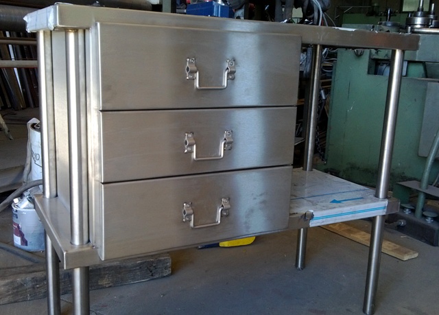 Tavolino_Inox_con_cassetti_2 Tavolino_Inox_con_cassetti_2